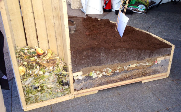 Inspiré de la permaculture, le keyhole garden ou jardin en trou de serrure est un support de cultures astucieux à la portée de tous !